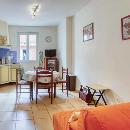 Charming In The Center Apartamento
